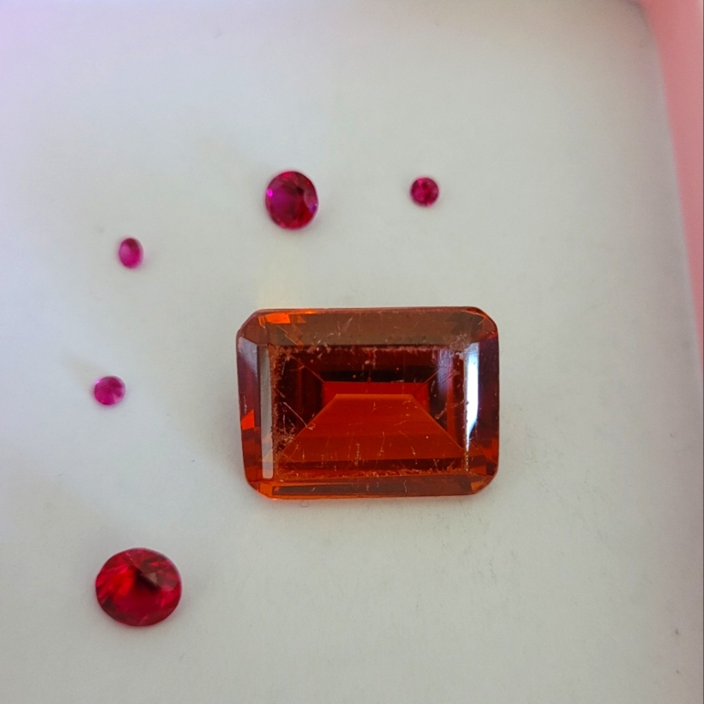 Gemstones, pink sapphire 5 in Various sizes and large Citrine.